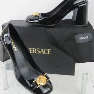 Versace Womens Gold Medusa Black Patent Leather Heeled Pumps Shoes